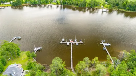 106 Bimini Court Havelock NC 28532