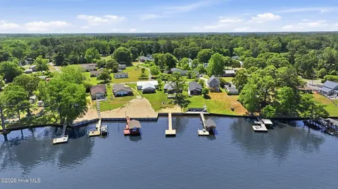 1611 Arapahoe Trail Edenton NC 27932