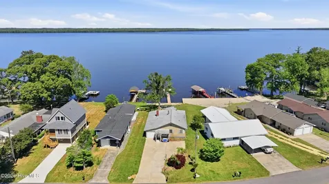 1611 Arapahoe Trail Edenton NC 27932