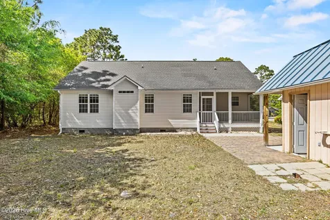 2336 Frink Lake Drive Southport NC 28461