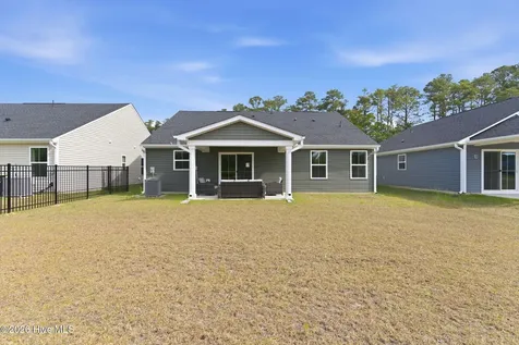 1123 Middle Crest Drive NE Bolivia NC 28422
