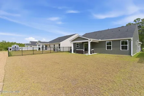 1123 Middle Crest Drive NE Bolivia NC 28422