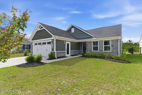 1123 Middle Crest Drive NE Bolivia NC 28422