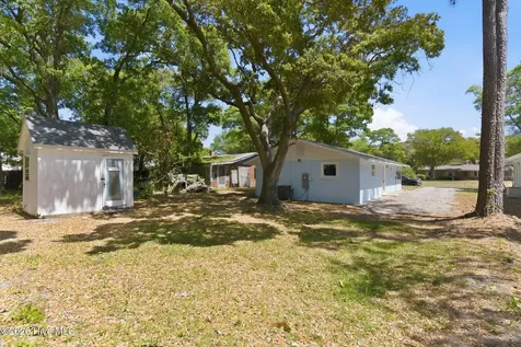 103 SE 76th Street Oak Island NC 28465
