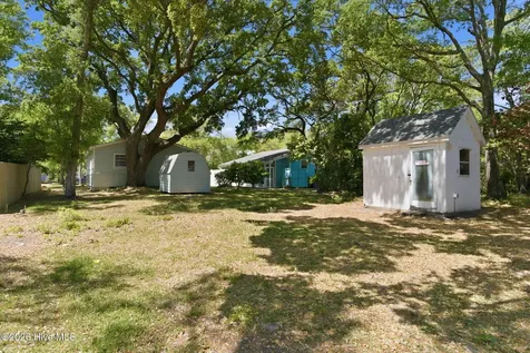 103 SE 76th Street Oak Island NC 28465