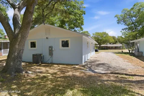 103 SE 76th Street Oak Island NC 28465