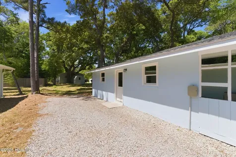 103 SE 76th Street Oak Island NC 28465
