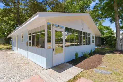 103 SE 76th Street Oak Island NC 28465