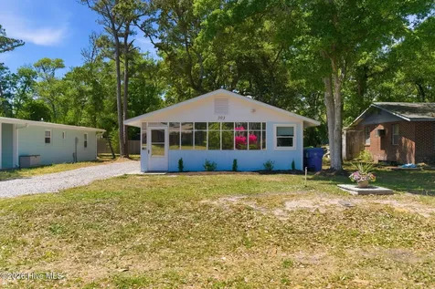 103 SE 76th Street Oak Island NC 28465