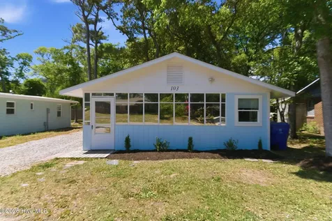 103 SE 76th Street Oak Island NC 28465