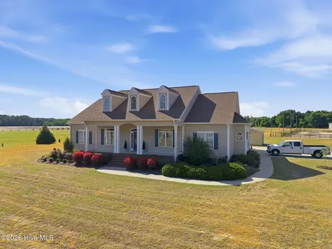 3306 Falling Creek Road Kinston NC 28504