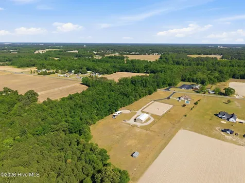3306 Falling Creek Road Kinston NC 28504