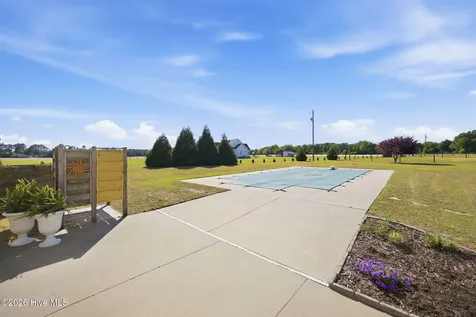 3306 Falling Creek Road Kinston NC 28504