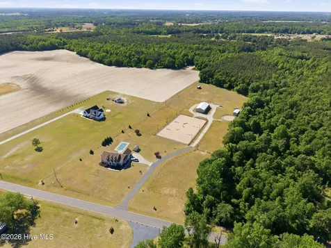 3306 Falling Creek Road Kinston NC 28504