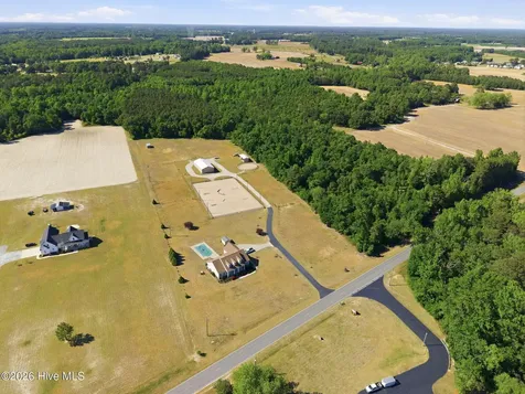 3306 Falling Creek Road Kinston NC 28504