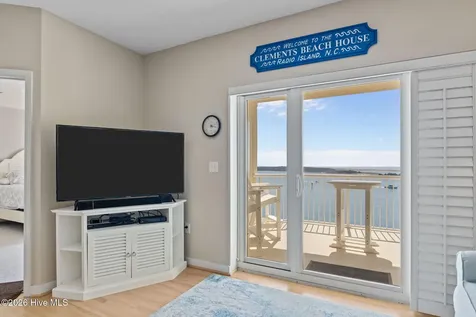 100 Olde Towne Yacht Club Drive Beaufort NC 28516