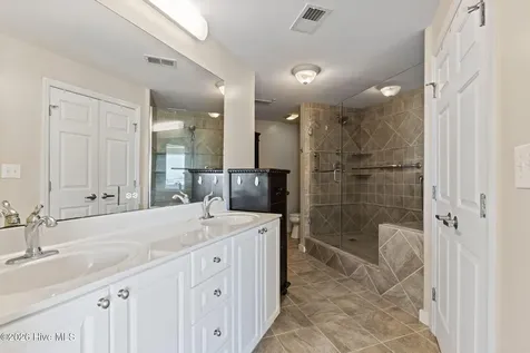 100 Olde Towne Yacht Club Drive Beaufort NC 28516