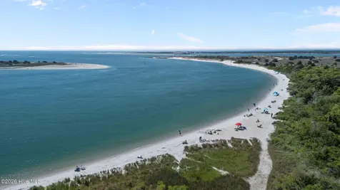 100 Olde Towne Yacht Club Drive Beaufort NC 28516