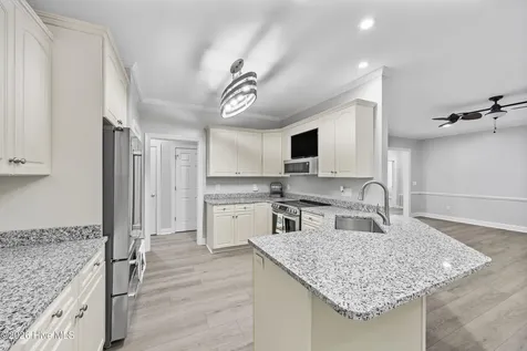 905 Charleston Place Sneads Ferry NC 28460