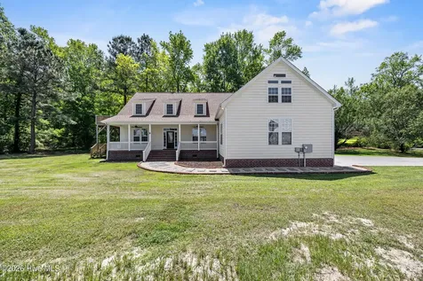 905 Charleston Place Sneads Ferry NC 28460