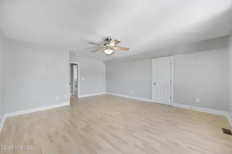 905 Charleston Place Sneads Ferry NC 28460