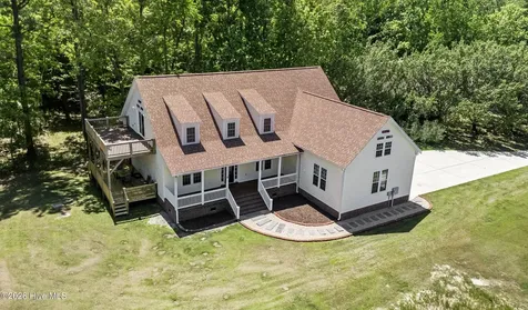 905 Charleston Place Sneads Ferry NC 28460