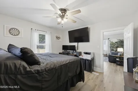 1119 W Colonial Avenue Elizabeth City NC 27909