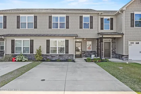 442 Sullivan Loop Road Midway Park NC 28544