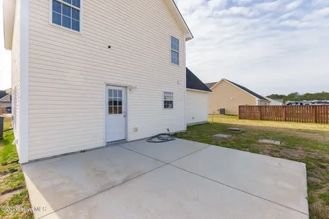 131 Cherry Grove Drive Richlands NC 28574