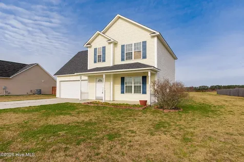 131 Cherry Grove Drive Richlands NC 28574