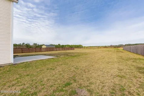 131 Cherry Grove Drive Richlands NC 28574