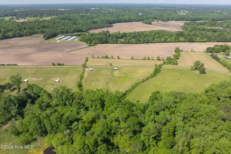 389 Beulaville Highway Richlands NC 28574