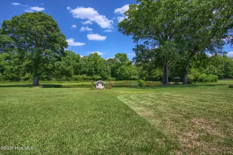 389 Beulaville Highway Richlands NC 28574