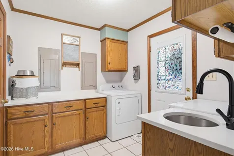 389 Beulaville Highway Richlands NC 28574