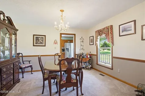 389 Beulaville Highway Richlands NC 28574