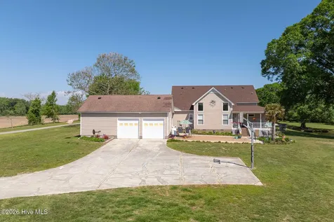 389 Beulaville Highway Richlands NC 28574