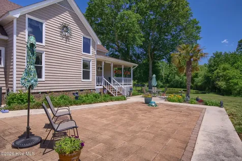 389 Beulaville Highway Richlands NC 28574