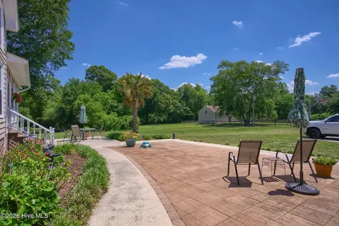 389 Beulaville Highway Richlands NC 28574