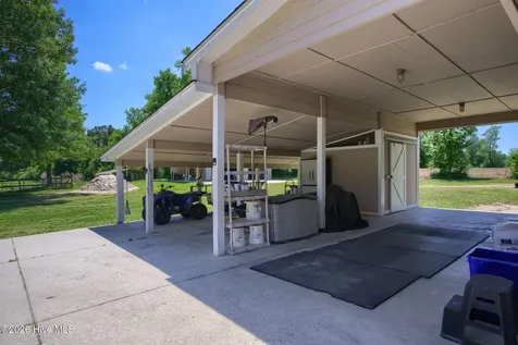 389 Beulaville Highway Richlands NC 28574