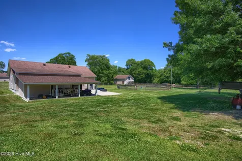 389 Beulaville Highway Richlands NC 28574