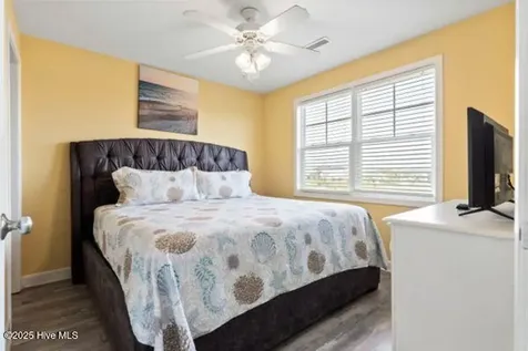 1505 N New River Drive Surf City NC 28445