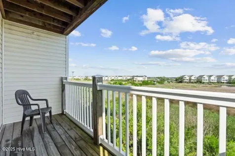 1505 N New River Drive Surf City NC 28445