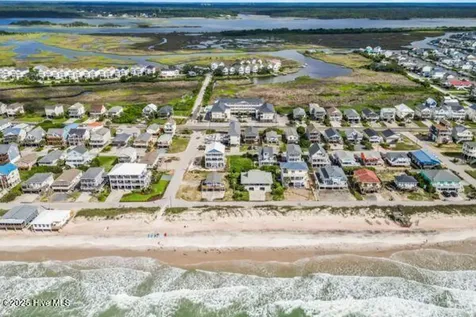 1505 N New River Drive Surf City NC 28445
