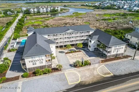 1505 N New River Drive Surf City NC 28445