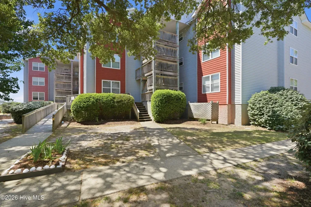 700 W 1st Street Kill Devil Hills NC 27948