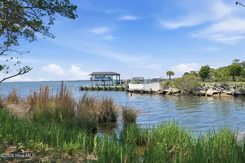 700 W 1st Street Kill Devil Hills NC 27948