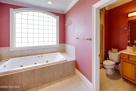 3286 J C Galloway Road Grimesland NC 27837