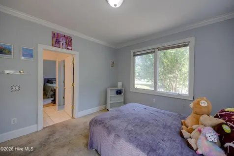3286 J C Galloway Road Grimesland NC 27837