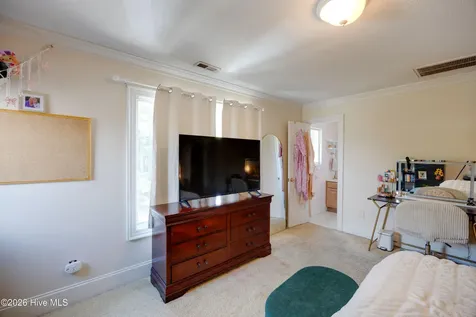 3286 J C Galloway Road Grimesland NC 27837