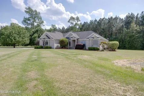 3286 J C Galloway Road Grimesland NC 27837